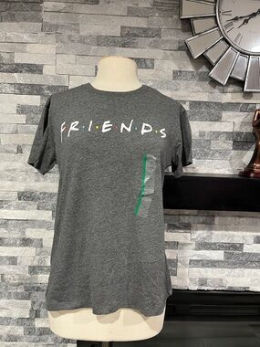 Friends Shirt Womens M Gray Scoop Neck Short Sleeve TV Logo Graphic Tee Top